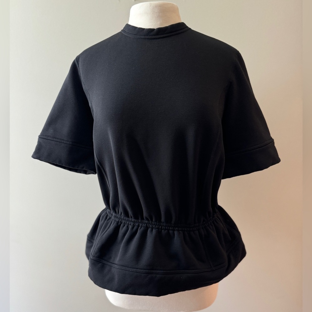 EUC Lululemon Black Peplum Short Sleeve Sweatshirt Size 10